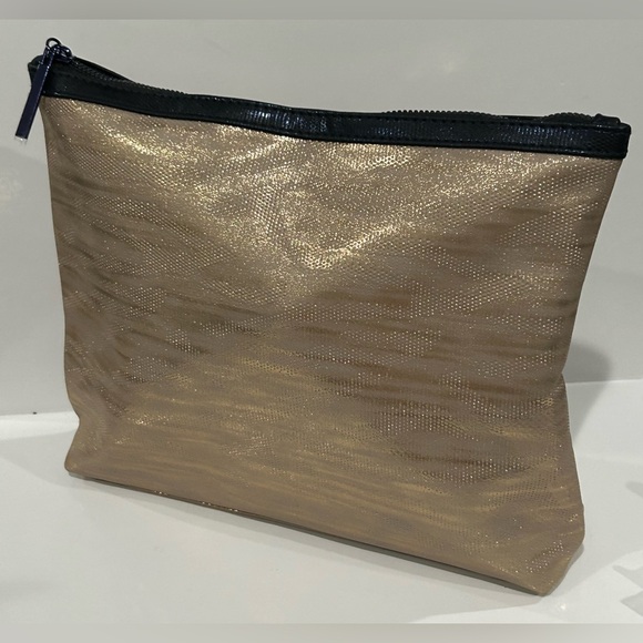 Lancome Clutch bag Skincare and Makeup Set with Blush rouge and cleanser NEW - Picture 10 of 11